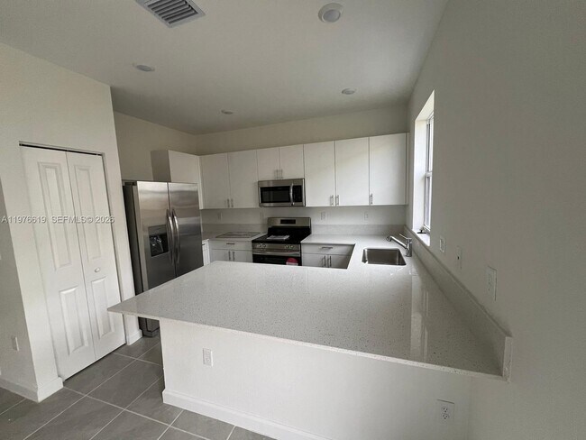 Foto del edificio - 16243 SW 292nd St