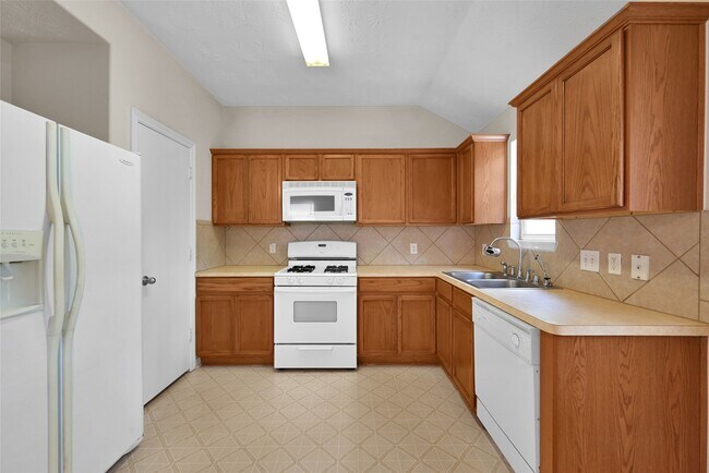 Foto del edificio - 5046 Willow Point Dr