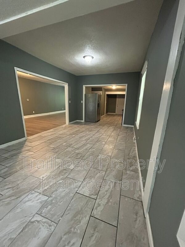 Building Photo - 1706 S Arlington Ave