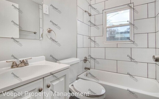 Building Photo - 3 br, 1 bath House - 2915 S. Sterling Ave.