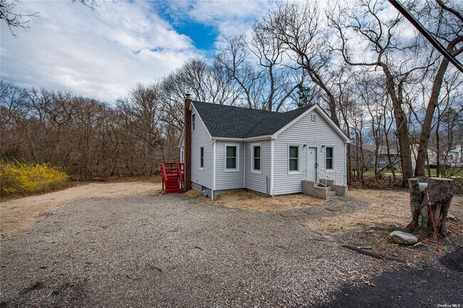 Building Photo - 89 Seymour Ln