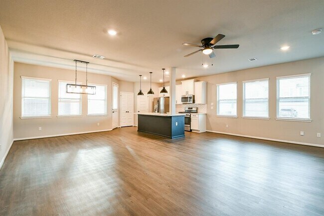 Foto del edificio - 5504 Evanston Ln
