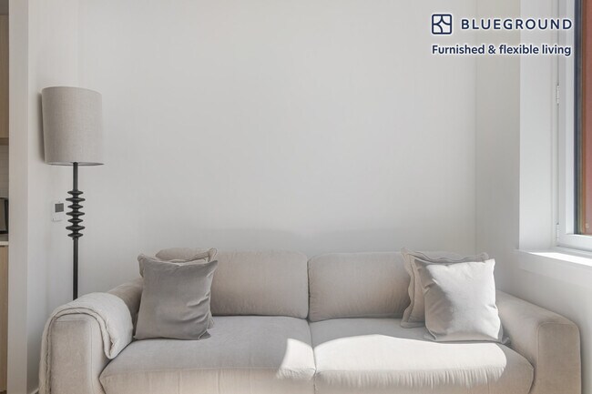 Foto del edificio - 266 W 96th St