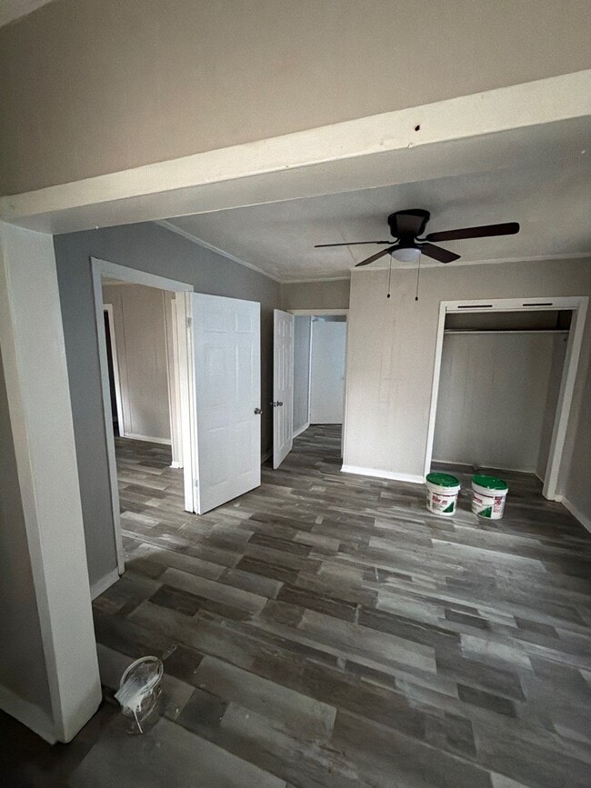 Building Photo - 3026 Bishop Ave