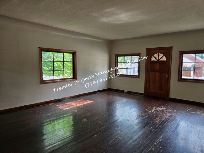 Building Photo - 766 Lathrop St
