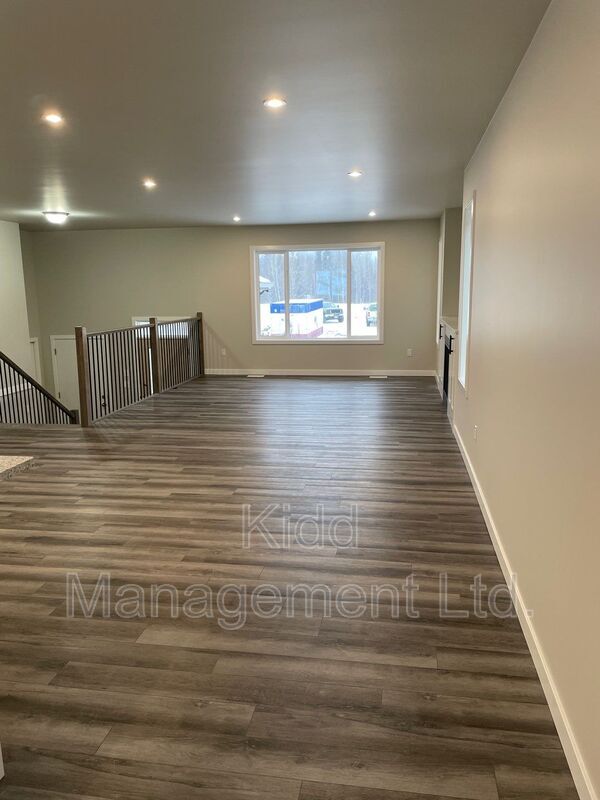 Photo du bâtiment - 6285 Monterey Rd W