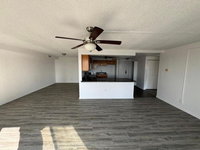 Foto del edificio - 16400 N Park Dr