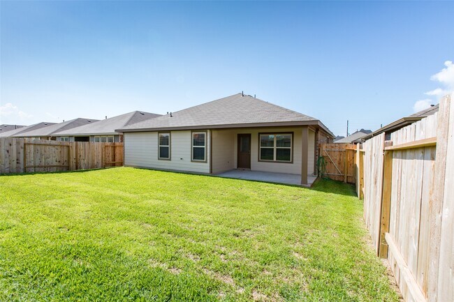 Foto del edificio - 29311 Dunns Creek Ct
