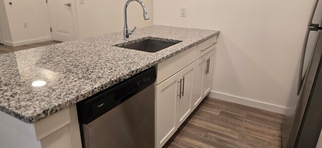 Building Photo - 61 Virginia Ave