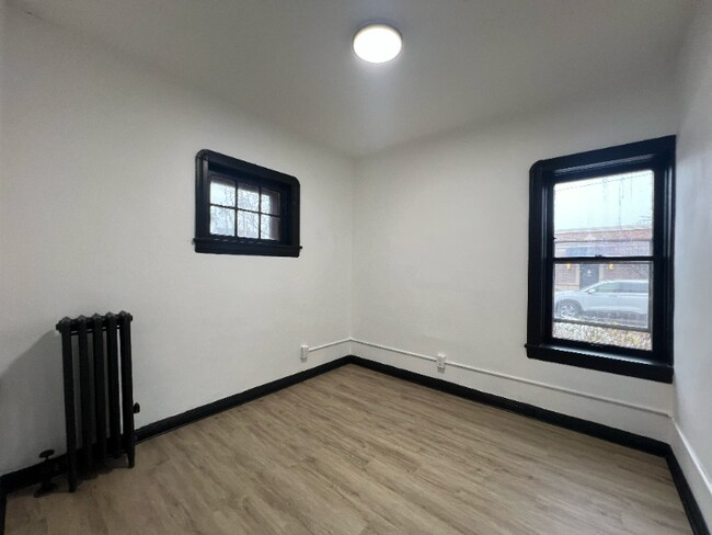 Building Photo - 1496 W 117th St