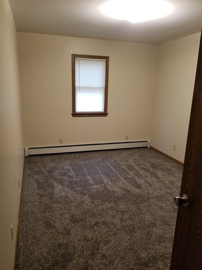 Bedroom 2 - 305 Willow Ave