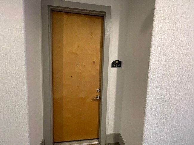 Photo - Spectacular 1-Bed/1-Bath w/ Office and STO... Apartment