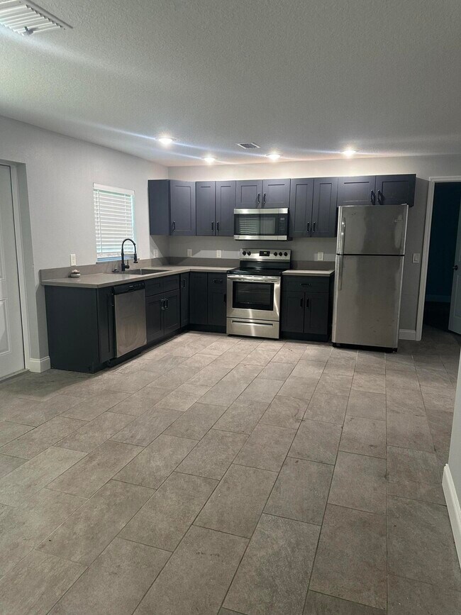 Foto del edificio - 4445 Alpine Ln