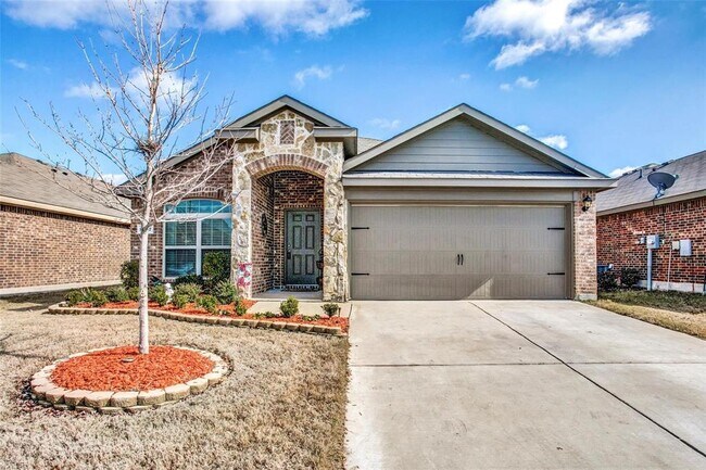 Building Photo - 2047 Enchanted Rock Dr