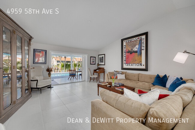 Foto del edificio - 4 Bed/3 Bath