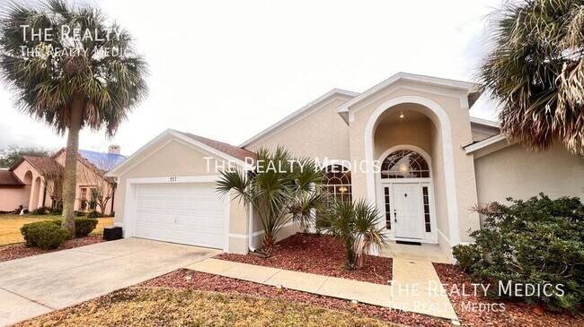 Building Photo - 737 Lagoon Dr