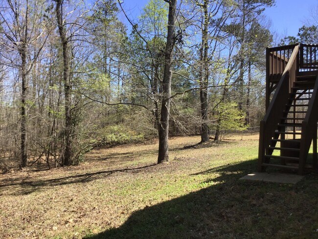 Building Photo - Quite Paulding County location