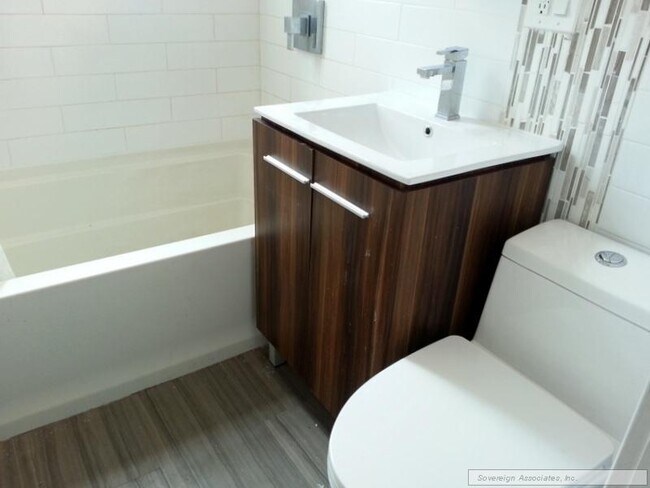 Foto del edificio - 225 W 146th St