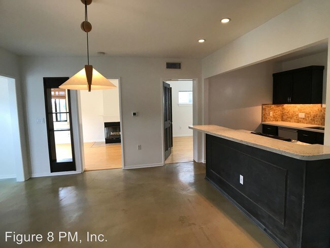 Foto del edificio - 2 br, 2 bath House - 1865 Lobdell Place