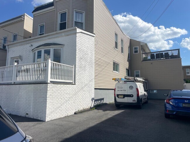 Foto del edificio - 183 Franklin St