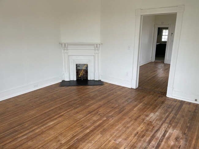Building Photo - 1 Bedroom 1 Bath Duplex in Opelika