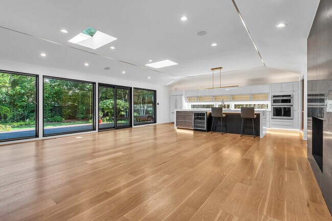 Foto del edificio - 623 Echo Ln