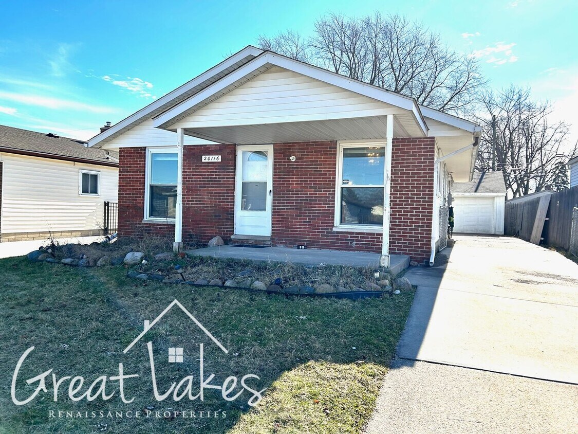 Primary Photo - Lovely 3 bedroom / 1 bathroom house now av...