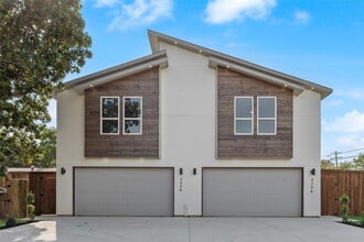 Building Photo - 2330 Fairfax Dr