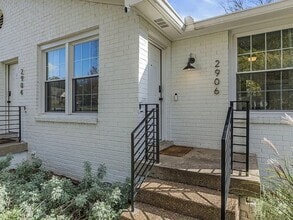 Building Photo - 2906 McNairy Ln