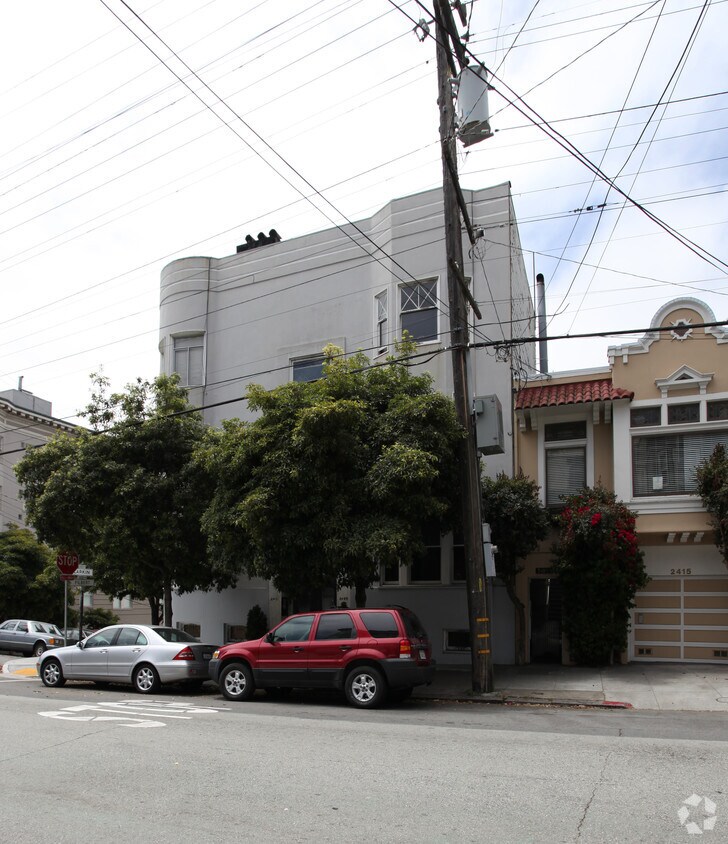 Foto del edificio - 2401 Larkin St