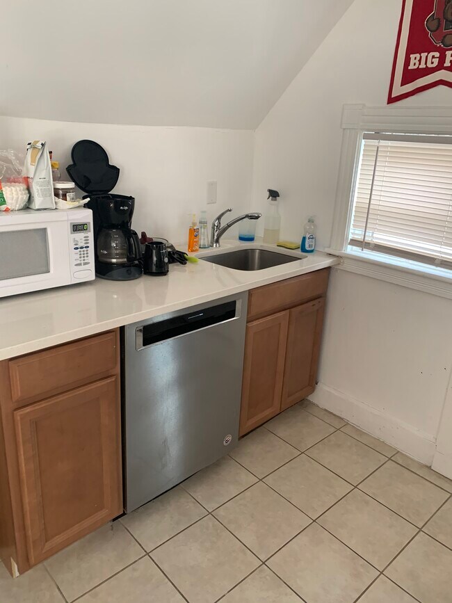 Cocina 3 - 109 Cook Street