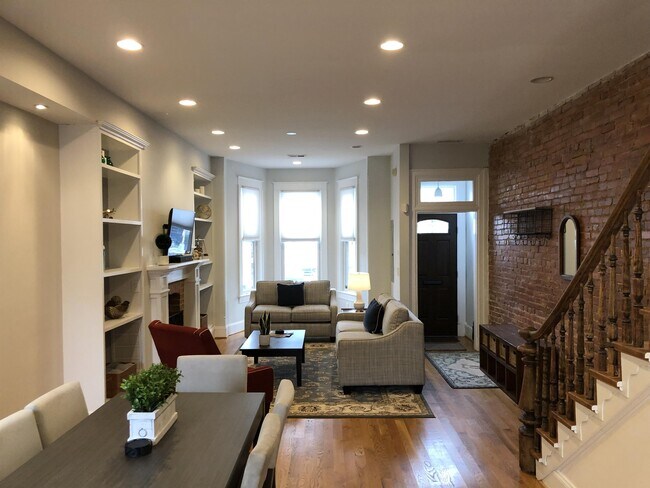 Building Photo - 1536 6th St NW