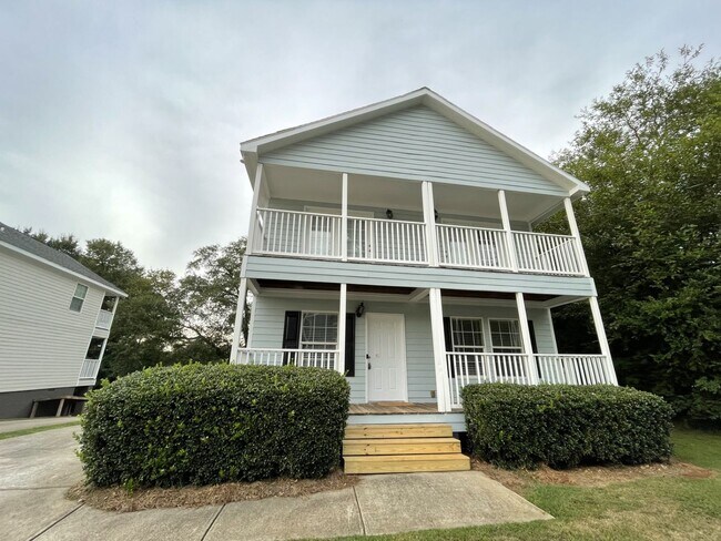 Building Photo - 250 Northside Dr