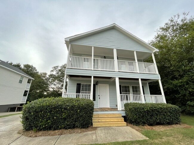 Photo - 250 Northside Drive House