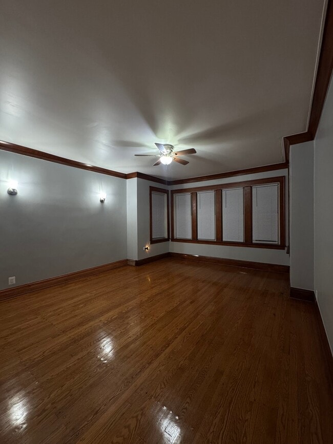 Building Photo - 6345 S Whipple St