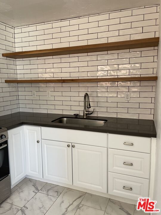 Building Photo - 1307 Innes Pl