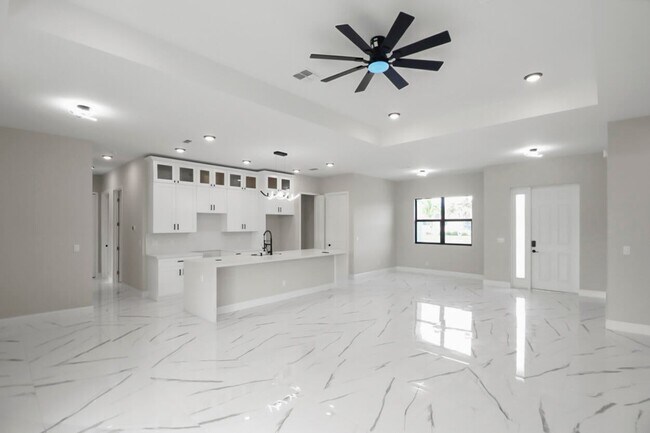 Foto del edificio - 850 SW Abingdon Ave