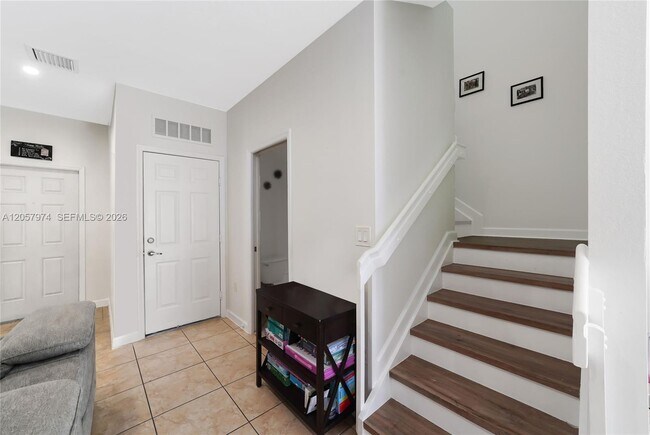 Foto del edificio - 8897 SW 225th St