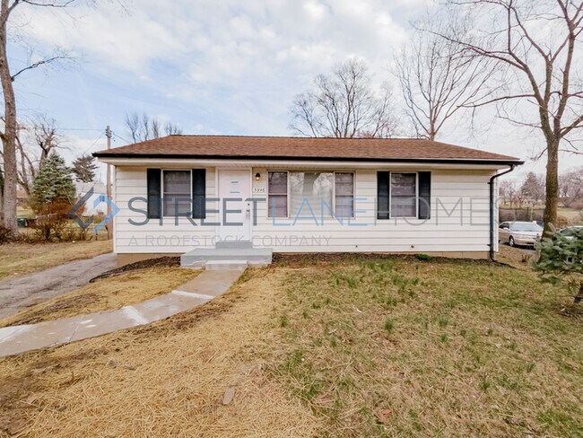 Building Photo - NOW OFFERING $250 OFF FIRST FULL MONTH IF ...