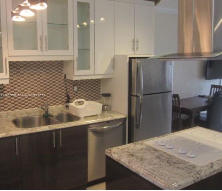 Foto principal - 600 Layne Blvd