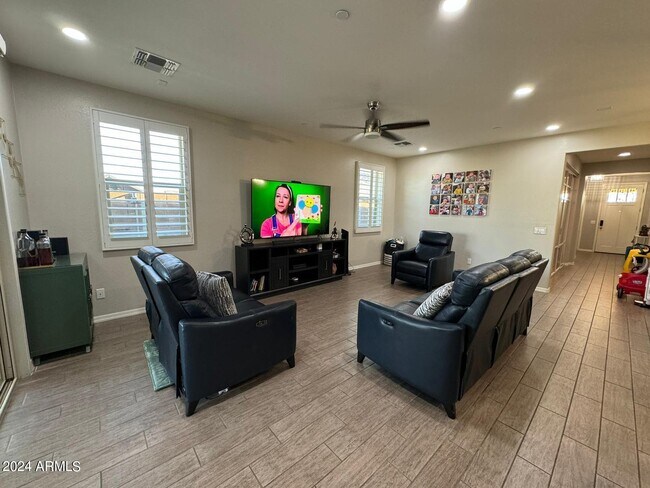 Foto del edificio - 30913 N 138th Ave