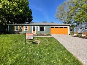 Building Photo - 2229 Delaware Dr