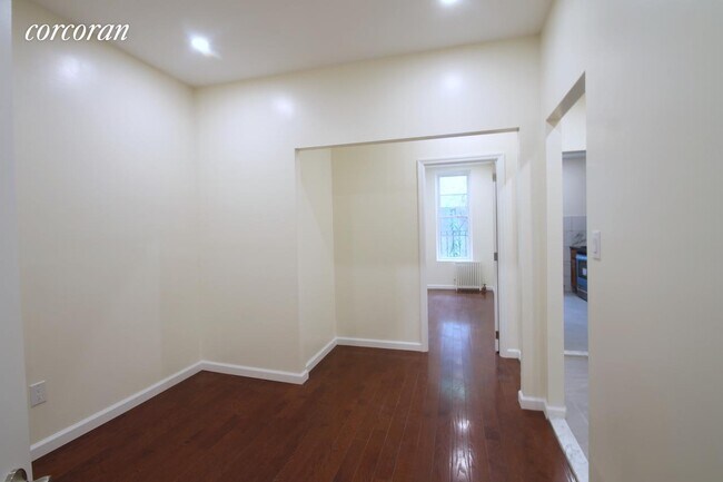 Building Photo - 7508 3rd Ave