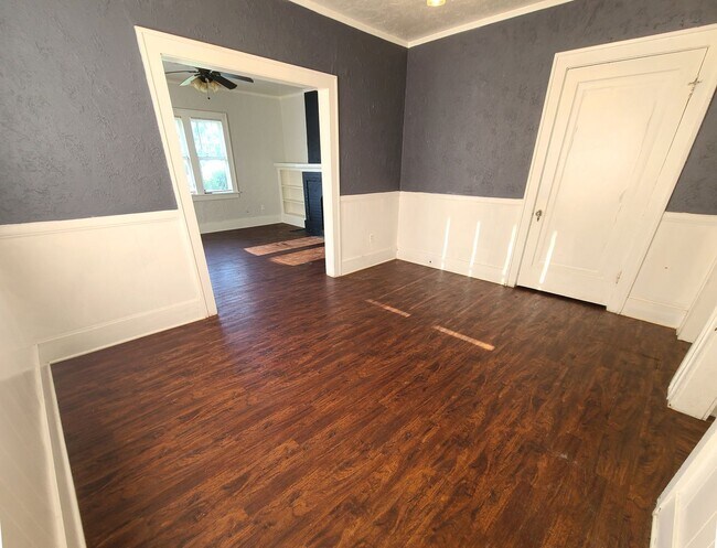Building Photo - Duplex in the heart of historic NW OKC!