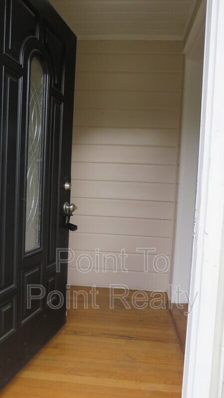 Foto del edificio - 4811 Sefa Cir N