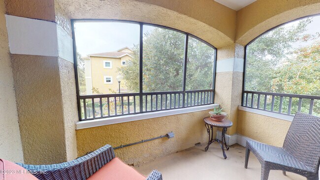 Foto del edificio - 8539 Gate Pkwy W