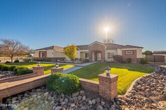 Building Photo - 21391 E Orchard Ln