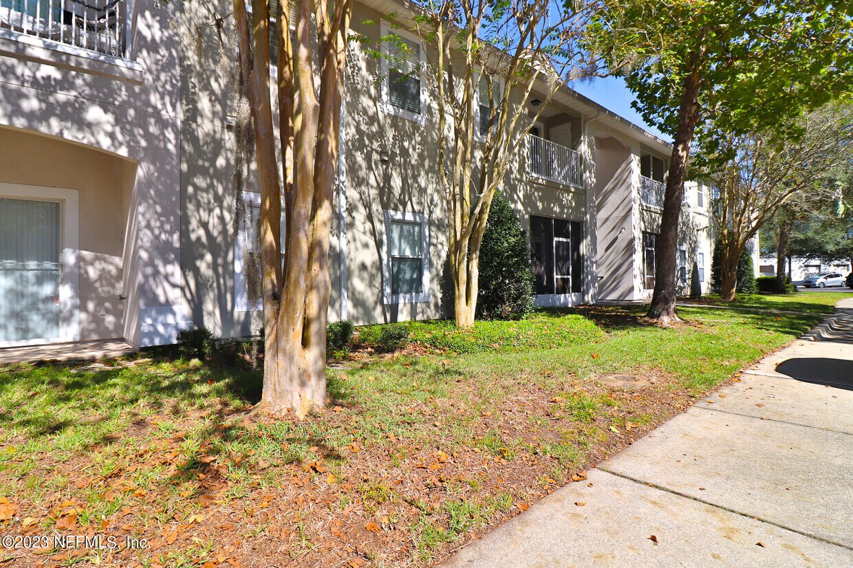 6075 Maggies Cir, Jacksonville, FL 32244 House Rental in Jacksonville