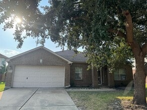 Building Photo - 2730 Coyote Trail Dr
