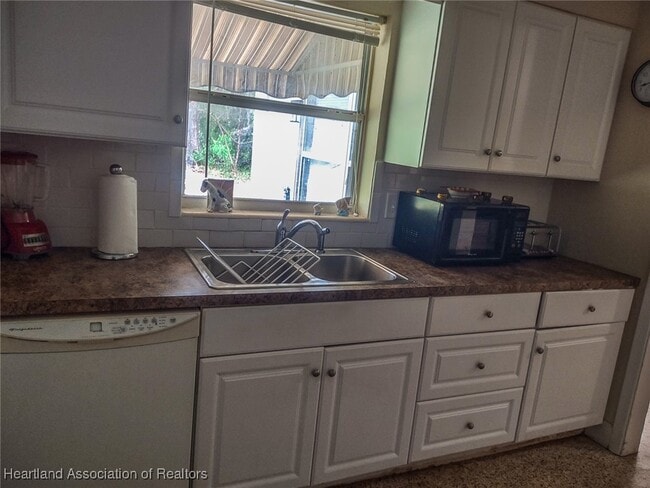 Foto del edificio - 10512 US-98